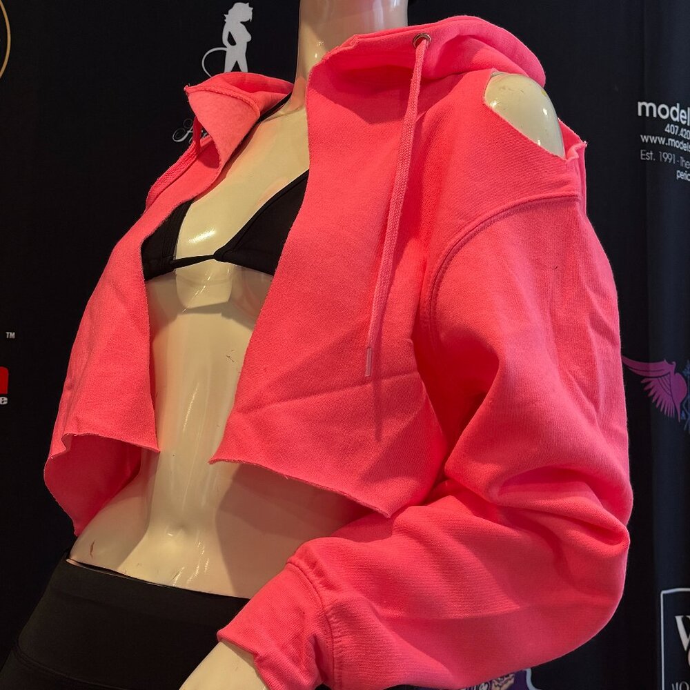 Get'em ProSeries Pink Pressue Cropped Hoodie